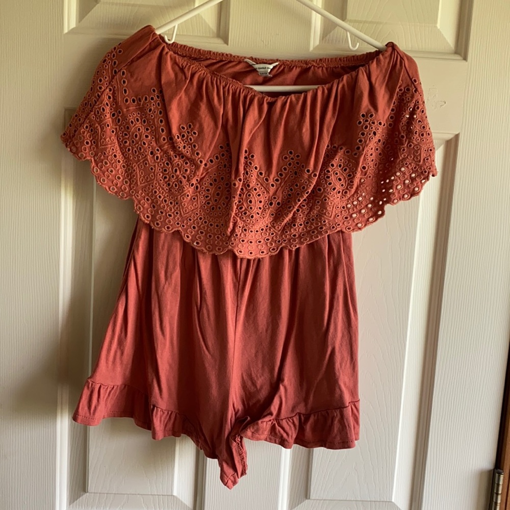 American Eagle Off the Shoulder Coral Romper